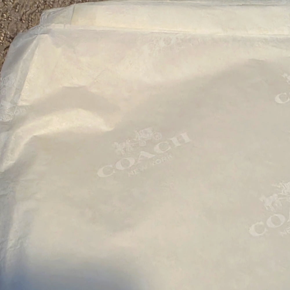 20 Sheets Coach Tissue Paper 24"x36" - Picture 3 of 4